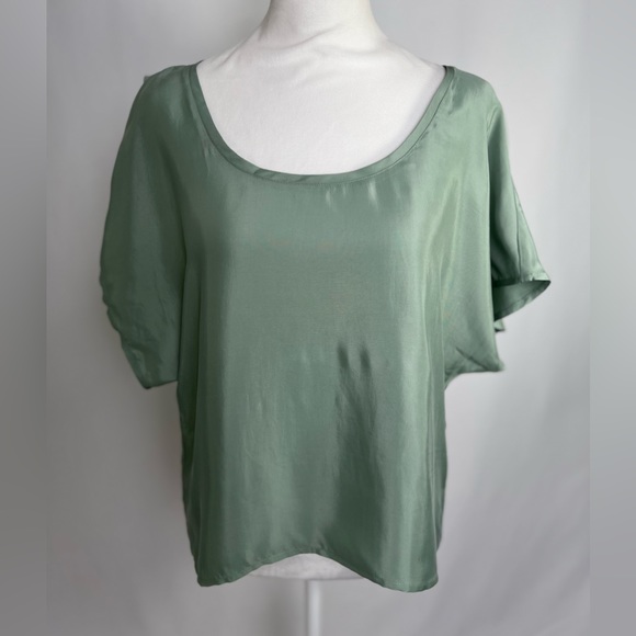 Madewell Tops - NEW / Madewell women’s blouse